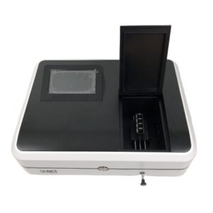 Espectrofotómetro UV-Vis UVS-2700, Espectrofotómetro 190-1100 nm, Rango UV y visible 190-1100 nm, Ancho de banda 2 nm alta resolución, Pantalla táctil LCD color 7 pulgadas, Sistema óptico haz único rejilla 1200 líneas/mm, Repetibilidad longitud de onda 0.2 nm, Precisión longitud de onda ±0.3 nm, Precisión fotométrica ±0.3%T, Repetibilidad fotométrica 0.2%T, Detector fotodiodo de silicio alta sensibilidad, Fuentes de luz deuterio y tungsteno de larga duración, Modos: básico cuantitativo cinético multicomponentes, Modo ADN/Proteínas y prueba de utilidad, Escaneo de longitud de onda para picos de absorción, Estabilidad ±0.001 A/h @500 nm, Ruido ≤0.0005 Abs (500 nm), Luz parásita ≤0.05%T @220/360 nm, Rango fotométrico 0-200%T -0.3-3.0A, Conectividad USB A USB B RS232 para PC, Almacenamiento 5000 resultados 500 curvas 1000 métodos, Diseño compacto y robusto para laboratorio, Ideal para control de calidad farmacéutico alimentario y químico, Uso en investigación académica e I+D, Aplicaciones educativas y demostraciones espectroscópicas, Análisis cuantitativo de concentraciones, Estudios cinéticos enzimáticos y químicos, Determinación de pureza y concentración de ADN y proteínas, Incluye cubetas de cuarzo y vidrio de 1 cm, Accesorios: cable de alimentación manual cubierta antipolvo, Impresora opcional, Alimentación AC220V/50Hz o AC110V/60Hz, Dimensiones 490×390×230 mm peso 14 kg, Mantenimiento sencillo prolonga vida útil de lámparas, Resultados precisos y estables para fiabilidad de datos, Garantía 1 año soporte técnico